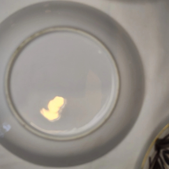 Set Of Eight Vintage Japanese Arita Porcelain Dessert Plates With Platinum Rims - Picture 4 of 4